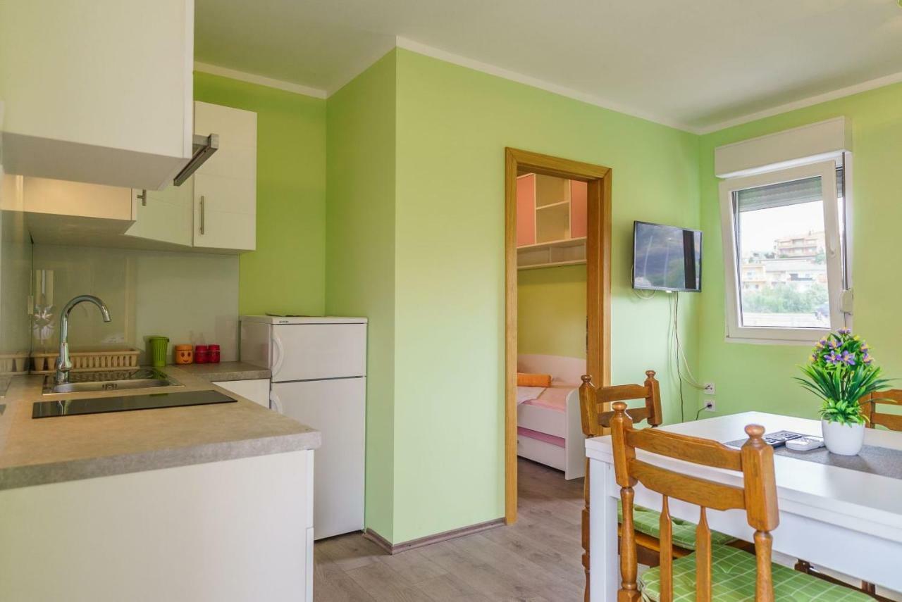 Apartmani Stobrec Split Exterior photo