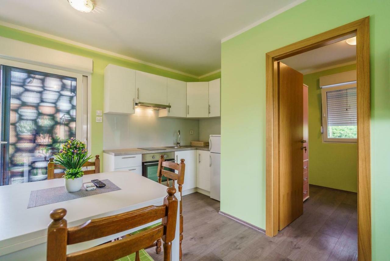 Apartmani Stobrec Split Exterior photo